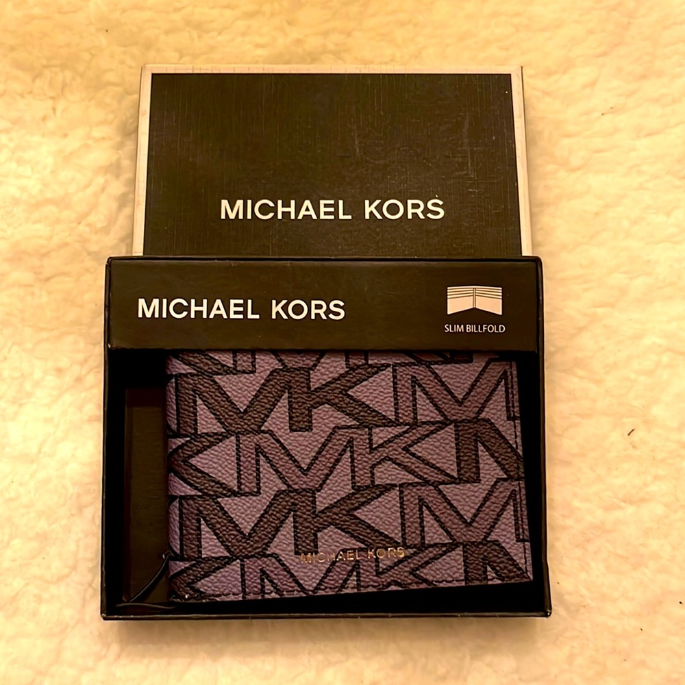 Michael Kors Slim Billfold